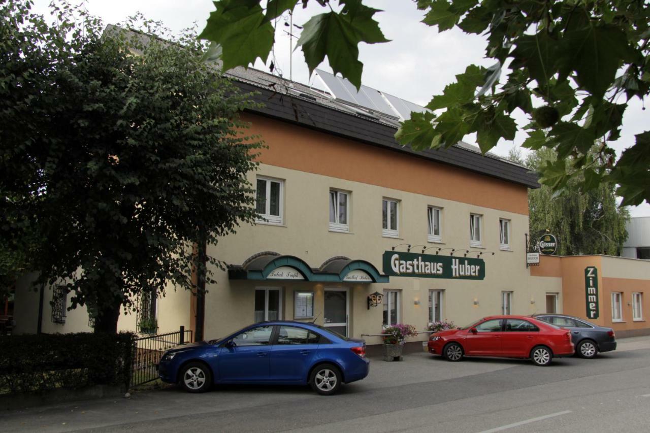 Gasthof Huber Wels Exterior foto