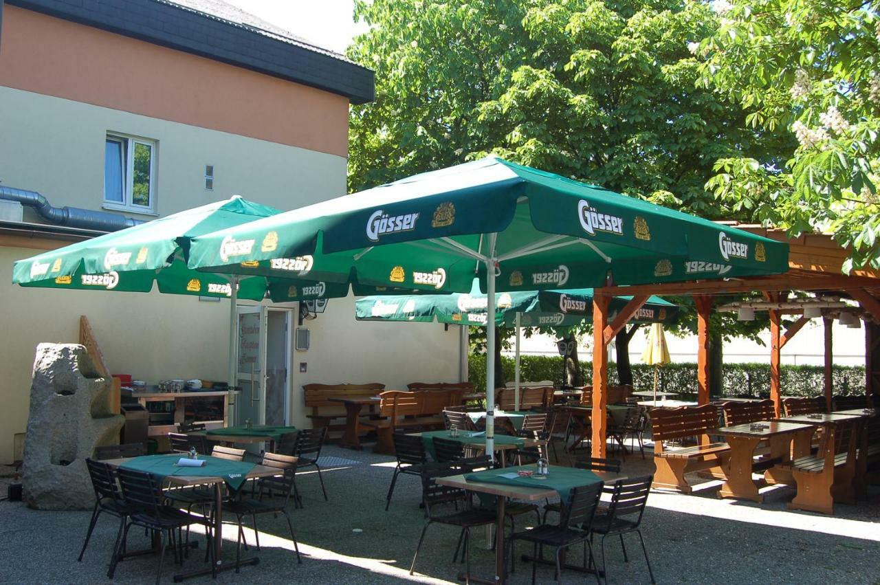 Gasthof Huber Wels Exterior foto